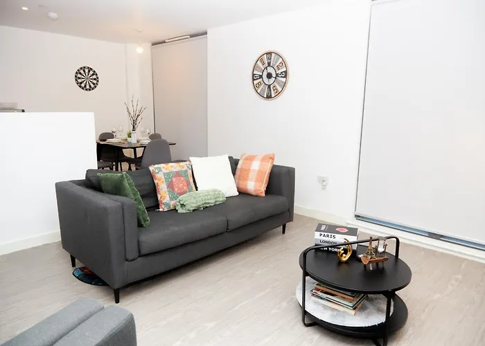 Obi'S House&Suites - Luxury 2Bed Duplex With Balcony